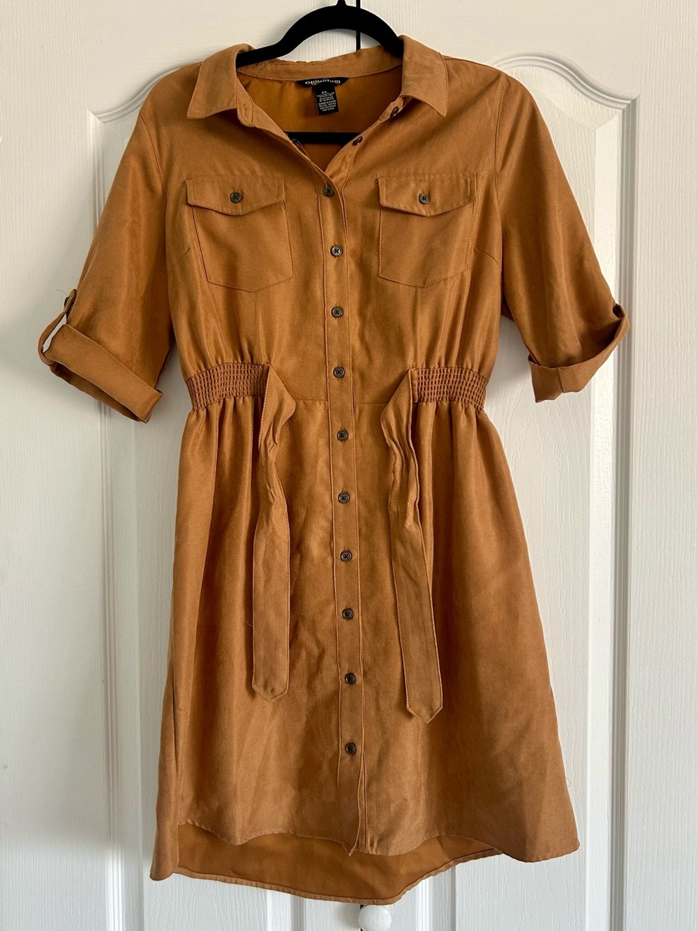 Relaxed Button-Front Mini Dress in Caramel Tan